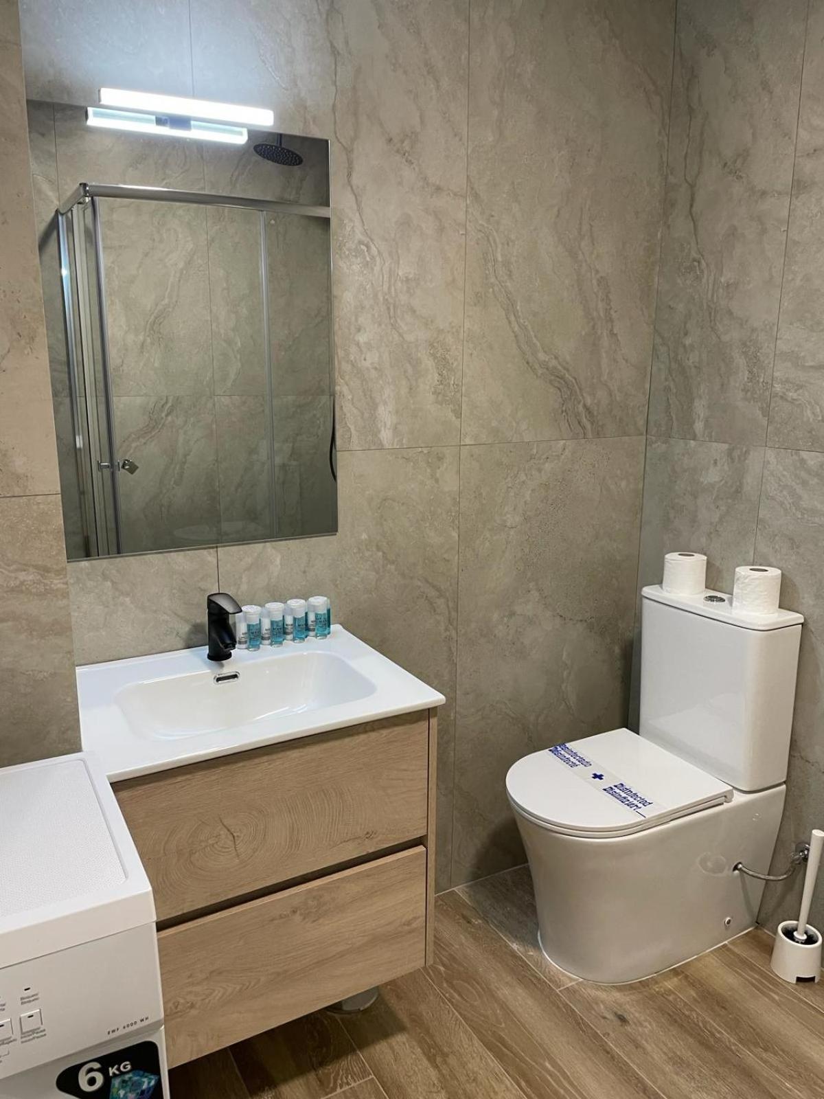 Apartamento Exyca Metropolitano Madrid Exterior foto